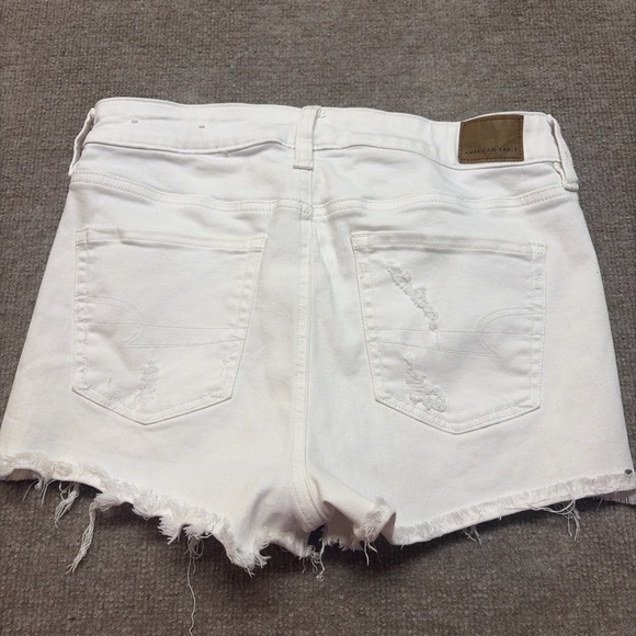 American Eagle White Distressed Denim Shorts Cutoff High Rise Size 8 0629 - Picture 5 of 6
